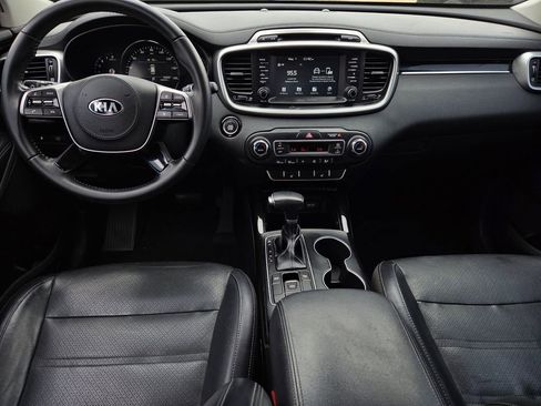Used 2019 Kia Sorento EX FWD image 8