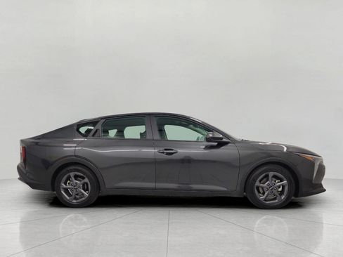 Used 2025 Kia K4 FWD image 36