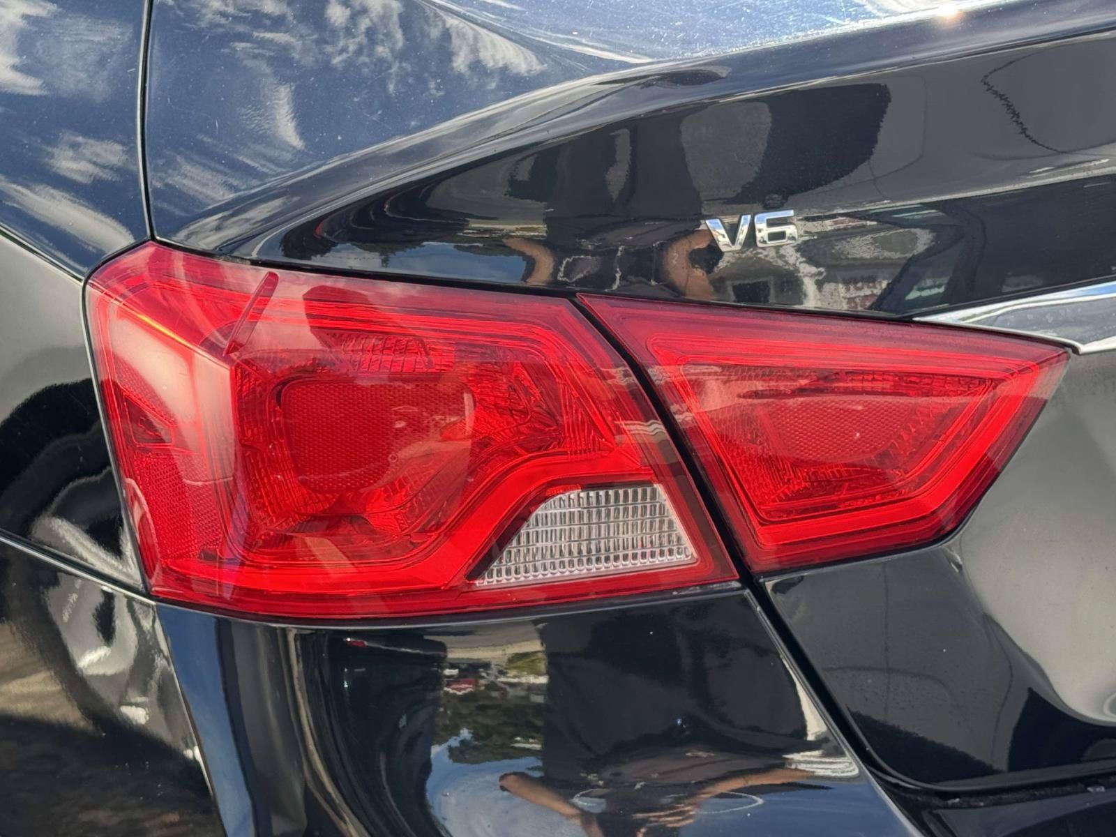 Used 2019 Chevrolet Impala Premier FWD image 7
