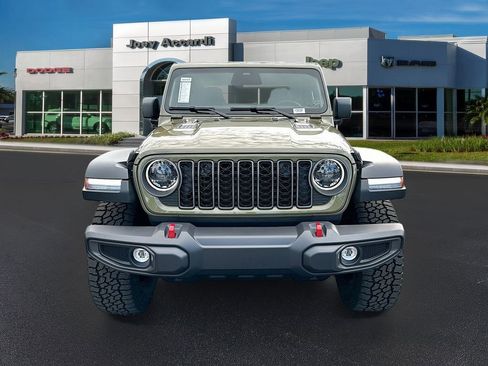 New 2026 Jeep Gladiator Rubicon w/ Dual Top Group image 2