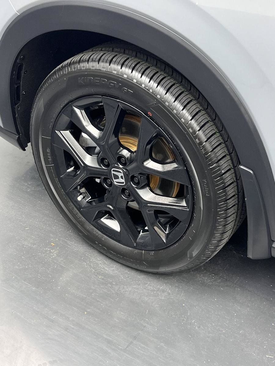 Certified 2025 Honda HR-V Sport image 37