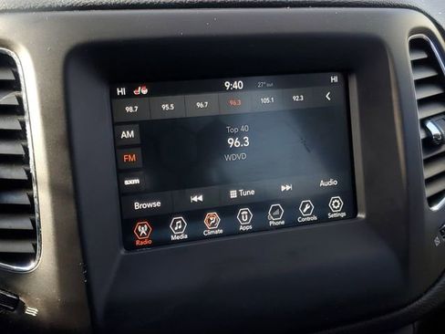 Used 2018 Jeep Compass Latitude w/ Popular Equipment Group image 21