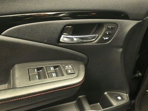 Used 2018 Honda Ridgeline Black Edition image 14