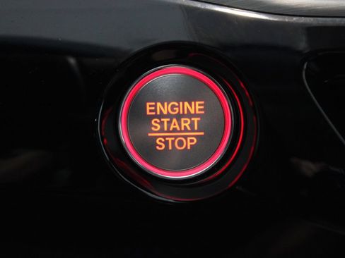 Used 2024 Acura MDX SH-AWD w/ Technology Package image 25