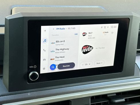 Used 2024 Toyota Tacoma TRD Sport w/ TRD Sport Upgrade Package image 19