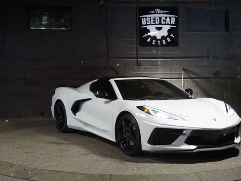 Used 2021 Chevrolet Corvette Stingray Preferred Cpe w/ Z51 Performance Package image 19