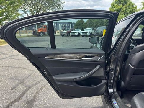 Used 2018 BMW M550i xDrive AWD/4WD image 23