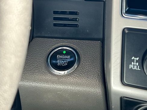 Used 2018 Ford F150 Lariat image 35