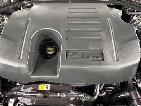 Used 2025 Land Rover Defender 110 X-Dynamic SE image 44