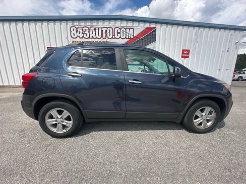 Used 2018 Chevrolet Trax LT w/ Driver Confidence Package FWD image 10