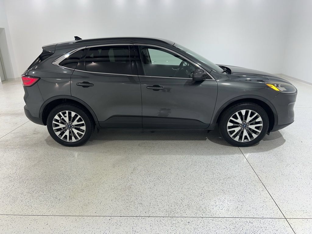 Used 2020 Ford Escape Titanium AWD/4WD image 6