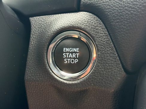 Certified 2025 Toyota RAV4 XLE AWD/4WD image 22