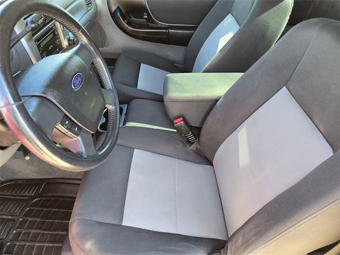 Used 2011 Ford Ranger XLT image 17