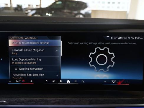 New 2026 BMW i7 xDrive60 w/ Executive Package image 22