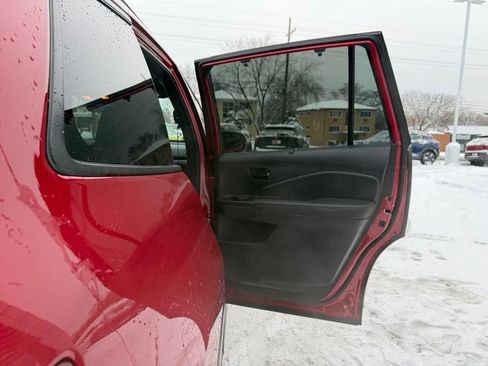 Used 2024 Honda Passport Black Edition image 27
