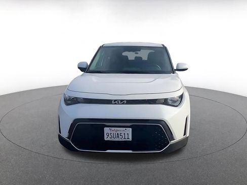 Used 2025 Kia Soul LX w/ LX Technology Package image 4