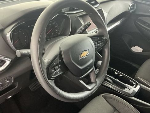 Used 2021 Chevrolet TrailBlazer LT w/ Driver Confidence Package AWD/4WD image 34
