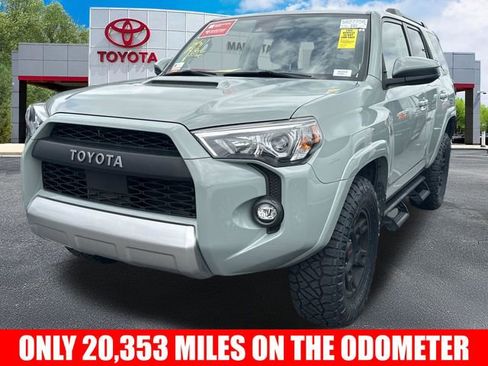 Certified 2023 Toyota 4Runner TRD Off-Road AWD/4WD image 3