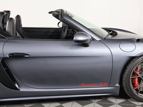 Used 2025 Porsche 718 Boxster Spyder RS image 11