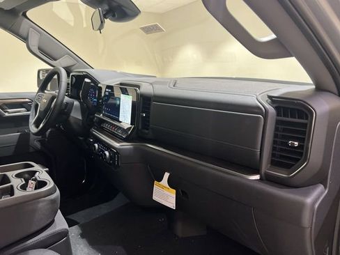 New 2026 Chevrolet Silverado 1500 LT w/ Z71 Off-Road Package AWD/4WD image 25