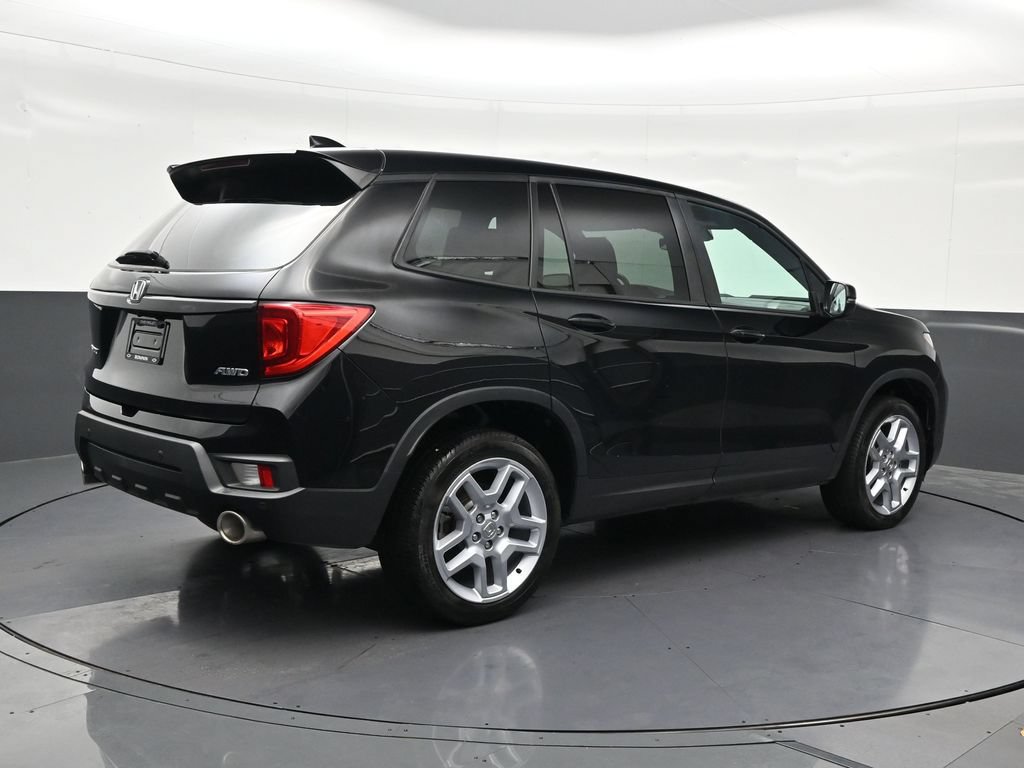 Used 2025 Honda Passport EX-L image 5