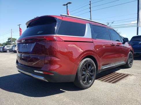 Certified 2024 Kia Carnival SX Prestige FWD image 4