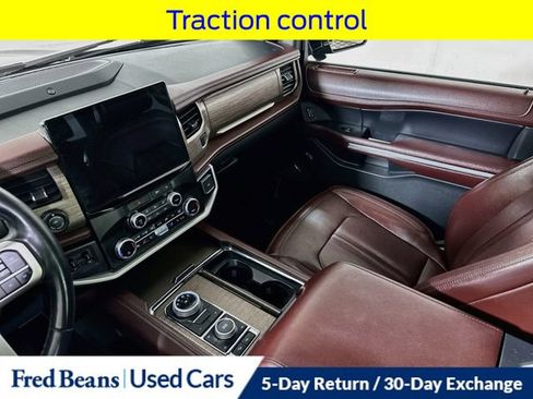 Used 2023 Ford Expedition Limited AWD/4WD image 32