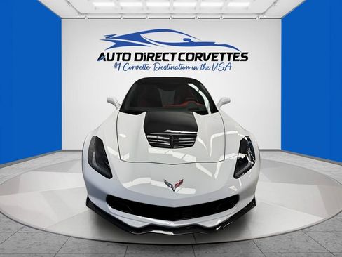 Used 2015 Chevrolet Corvette Z06 w/ 3LZ Preferred Equipment Group RWD image 26