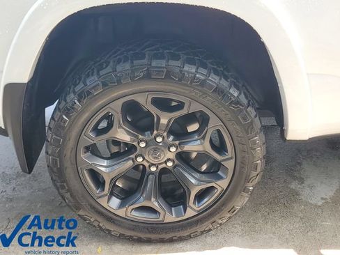 Used 2021 RAM 1500 Limited w/ Night Edition RWD image 8