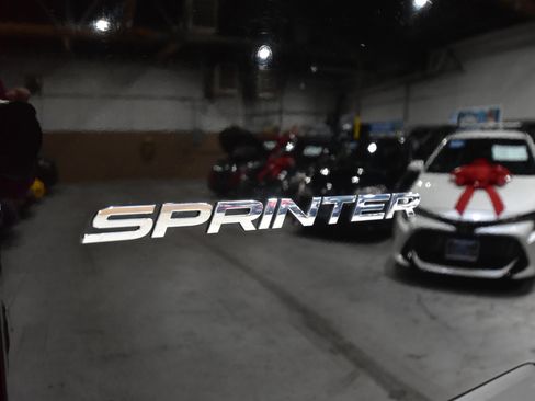 Used 2023 Mercedes-Benz Sprinter 2500 image 11