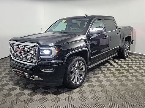 Used 2018 GMC Sierra 1500 Denali w/ Denali Ultimate Package AWD/4WD image 12