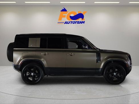Used 2020 Land Rover Defender 110 First Edition AWD/4WD image 4
