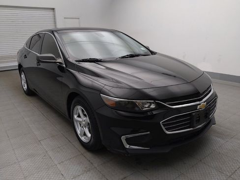 Used 2018 Chevrolet Malibu LS FWD image 13
