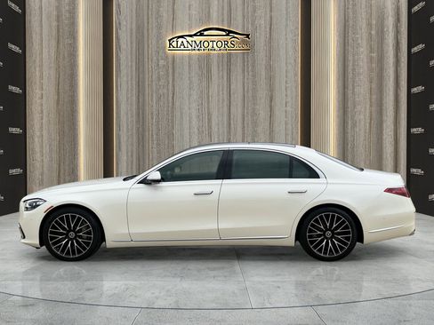 Used 2021 Mercedes-Benz S 580 4MATIC Sedan image 4