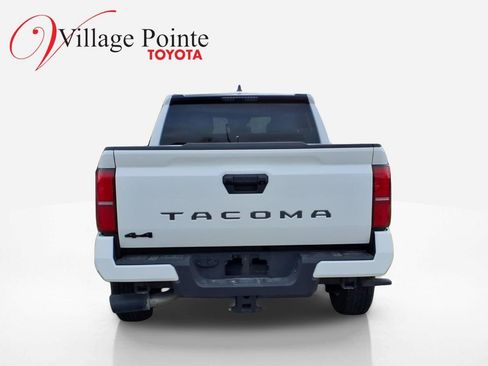 Certified 2025 Toyota Tacoma SR5 image 3