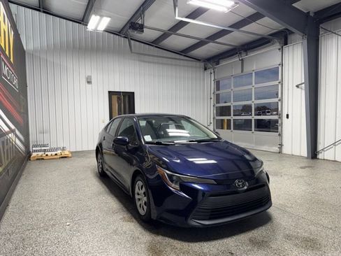 Used 2023 Toyota Corolla LE FWD image 15