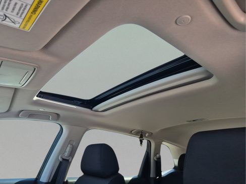 Certified 2025 Honda CR-V EX image 27