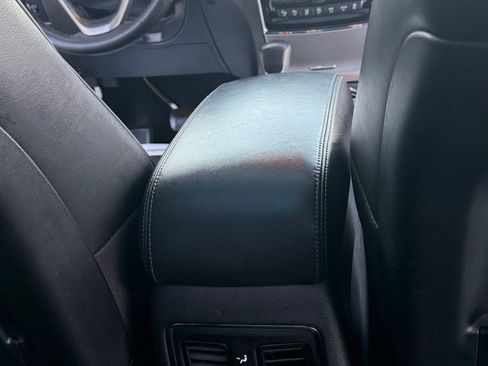 Used 2019 Jeep Grand Cherokee Overland image 24