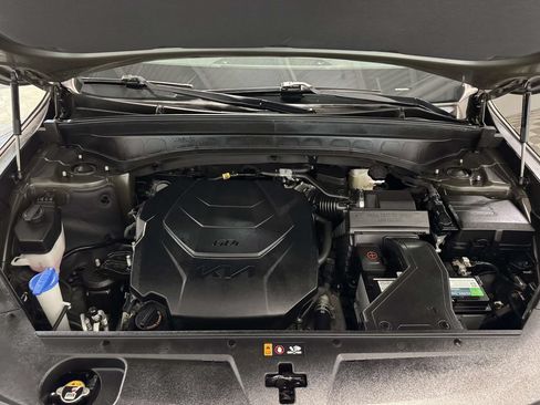 Used 2023 Kia Telluride EX w/ EX Captain's Chair Package AWD/4WD image 36