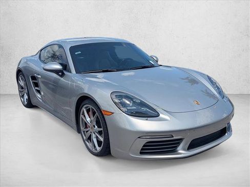 Used 2024 Porsche 718 Cayman S RWD image 3