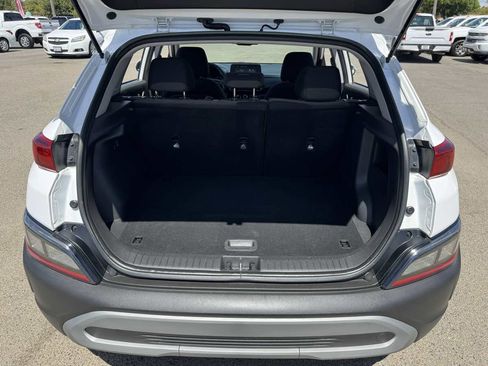 Used 2023 Hyundai Kona SEL FWD image 18