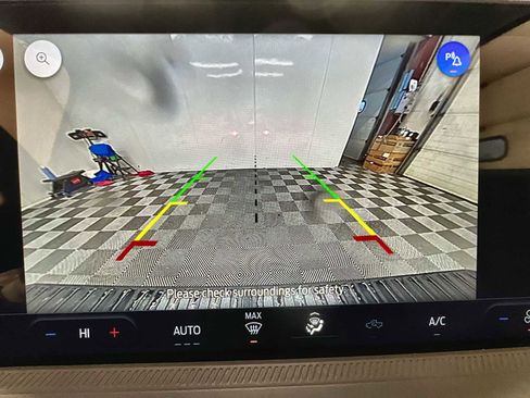 New 2025 Ford Maverick XL w/ Equipment Group 101A image 22