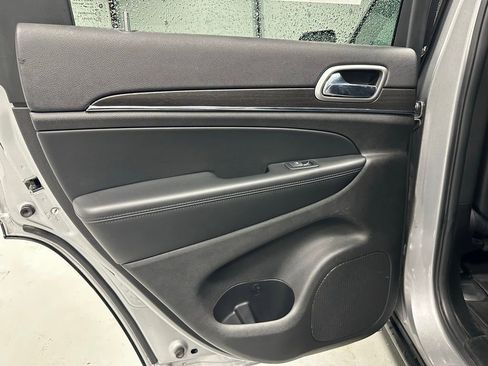 Used 2018 Jeep Grand Cherokee Limited AWD/4WD image 42