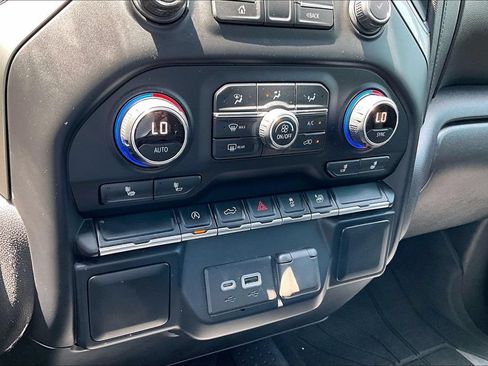 Used 2020 Chevrolet Silverado 1500 LT w/ All-Star Edition AWD/4WD image 32