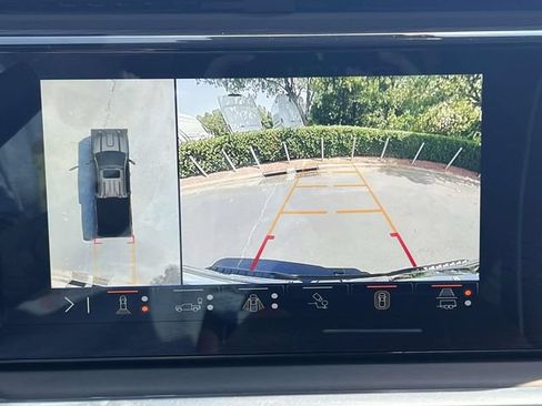 Used 2024 GMC Sierra 2500 Denali Ultimate AWD/4WD image 20