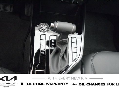 New 2026 Kia Niro EX FWD image 24