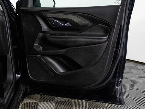 Used 2022 GMC Terrain SLT image 41