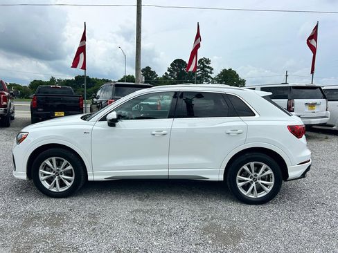 Used 2021 Audi Q3 2.0T Premium w/ Convenience Package AWD/4WD image 17