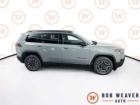 New 2026 Jeep Cherokee Laredo AWD/4WD image 9