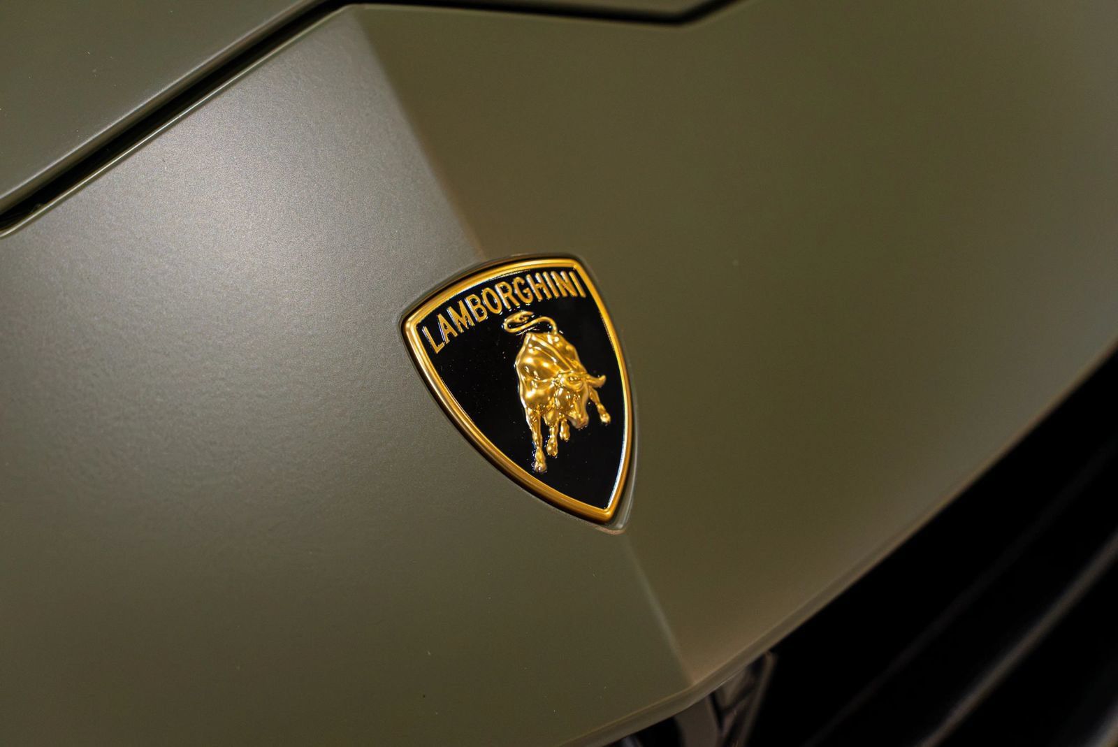 Used 2023 Lamborghini Urus Performante AWD/4WD image 6